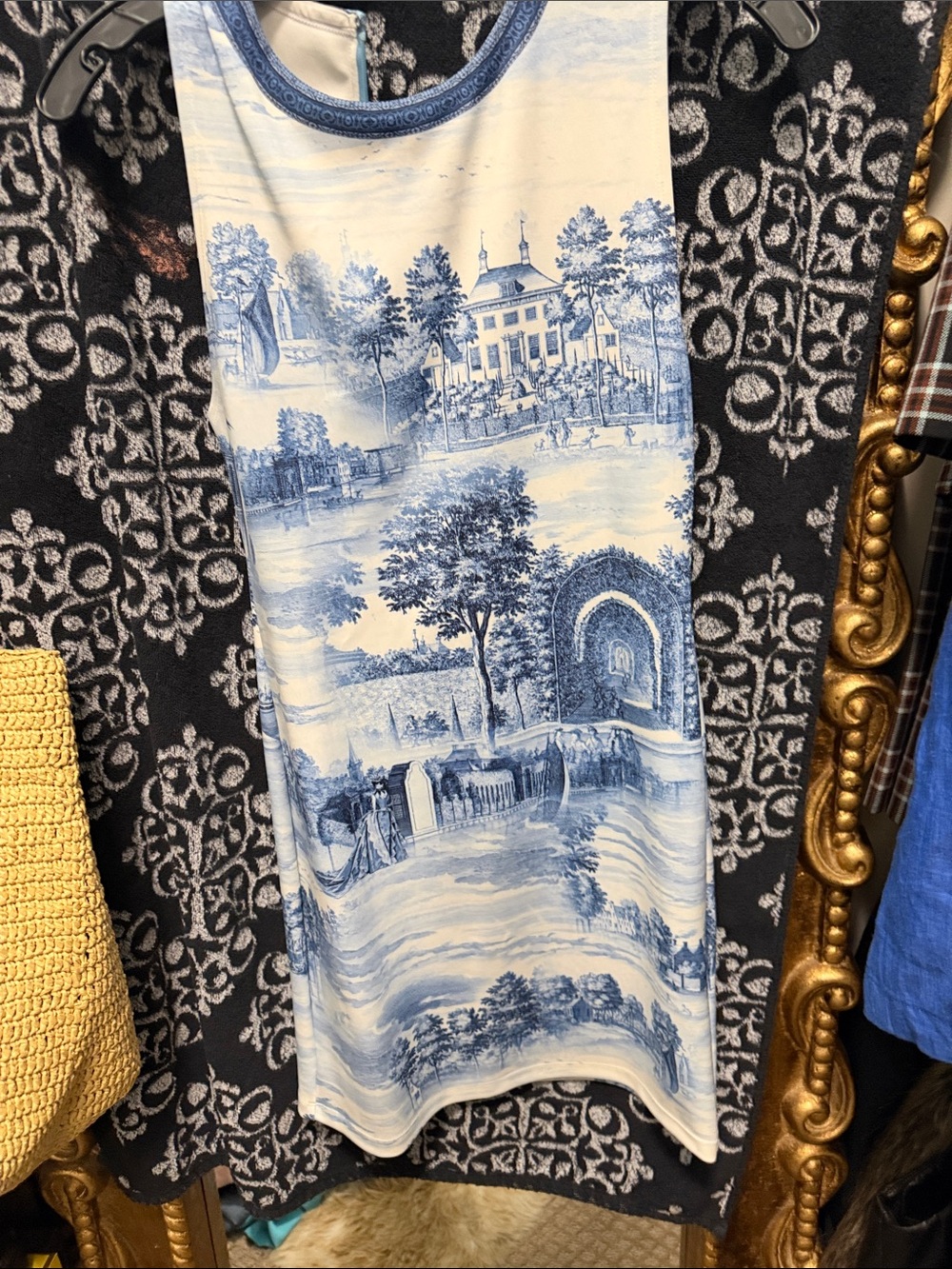 Alice + Olivia Blue and White beautiful dress!!!